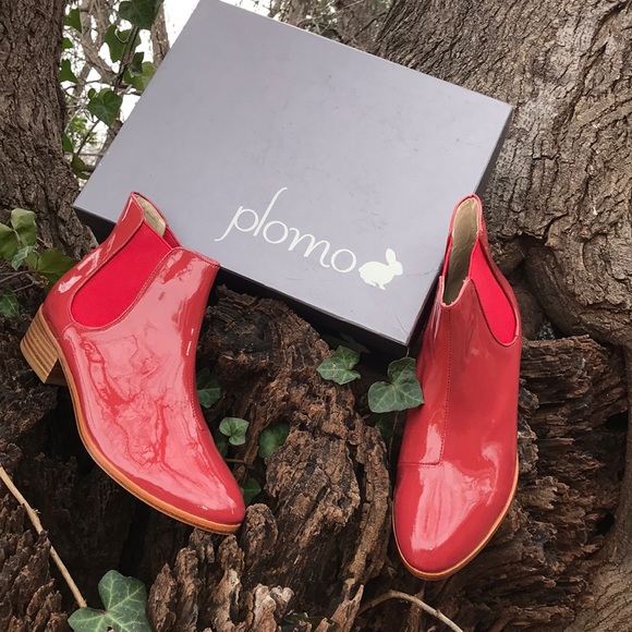 Anthropology Plomo Shoes - Plomo Patent Leather PullOn Rain Boots